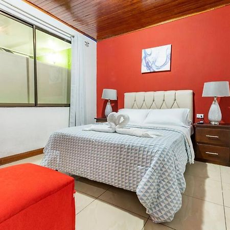 Private Bedroom 10 Minutes From The Sjo Airport Alajuela Esterno foto